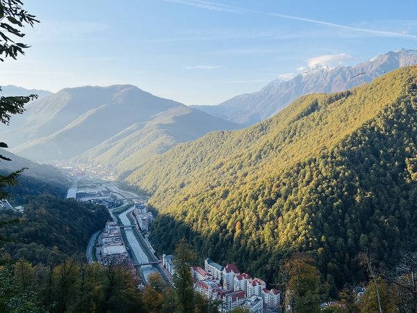 Красная Поляна all inclusive: подъём в горы на авто + дегустации - фото 2