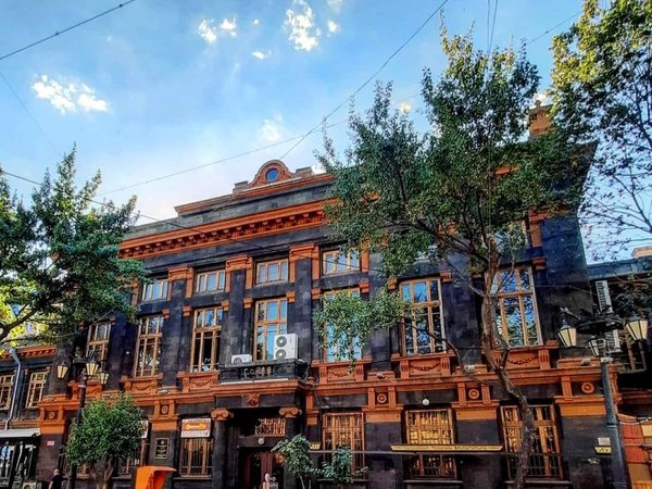Ереван: история, вкус и характер города - фото 1