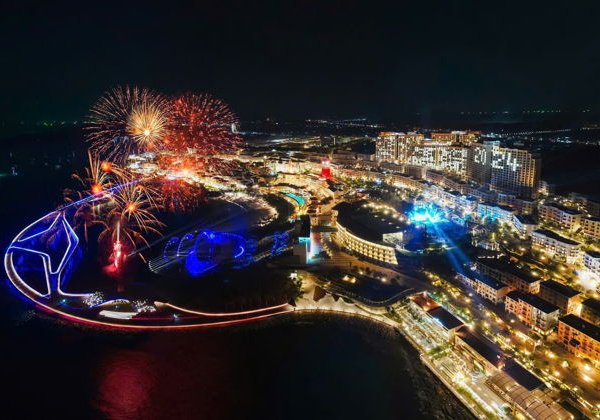 Посещение «Города закатов» и ночного рынка «Вуй Фест» на Фукуоке - фото 3