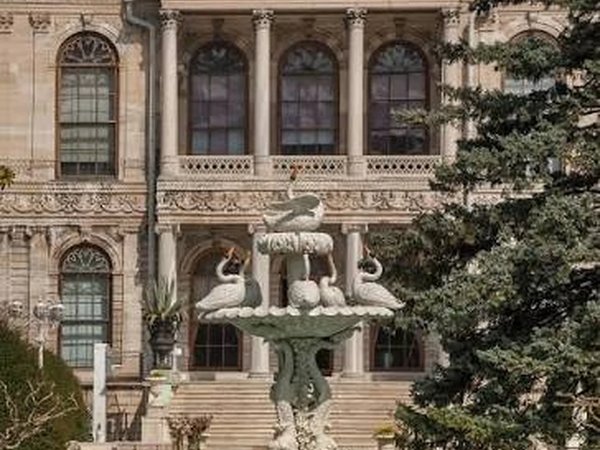 Два дворца Стамбула: Топкапы и Долмабахче за один день - фото 1