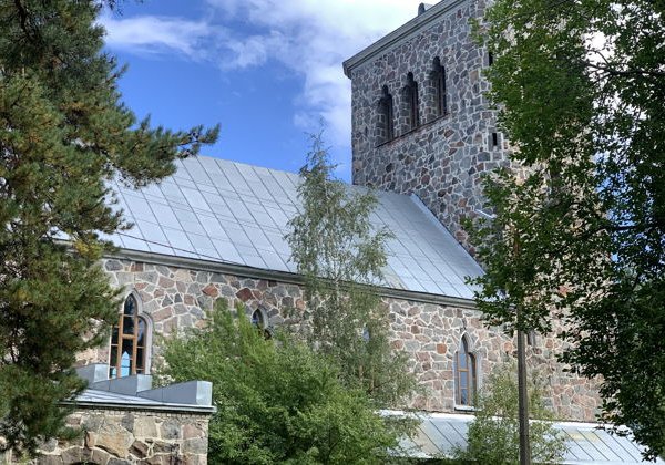 Город на каменной скале  - фото 2