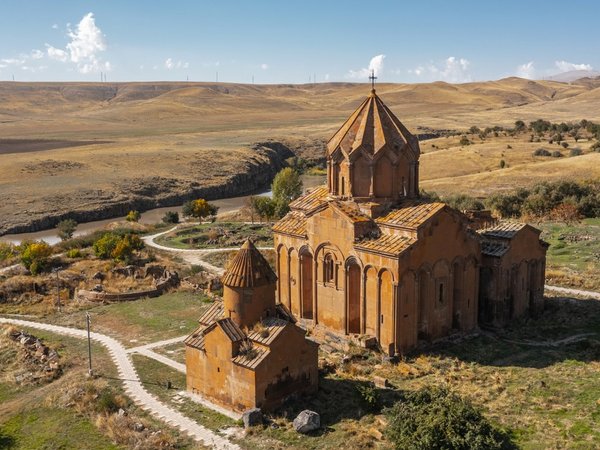 Гюмри и Ширак: Чёрная крепость и древний монастырь - фото 3