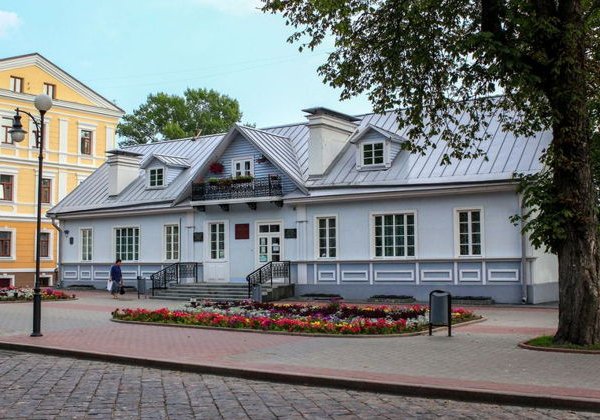За дверями: авторская прогулка по Гродно - фото 1