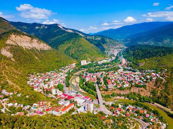Вардзия, Рабат и Боржоми: путешествие из Тбилиси - фото 1