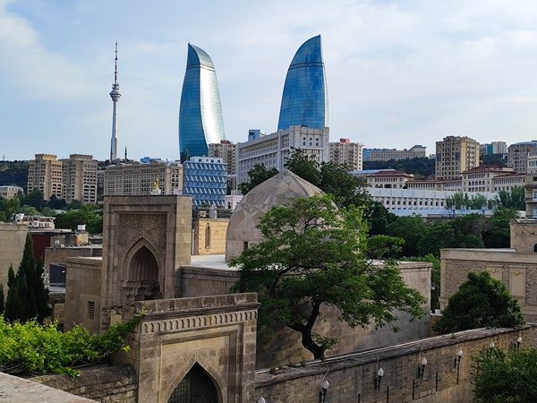 Старый город Баку: истории, легенды и дух узких улочек