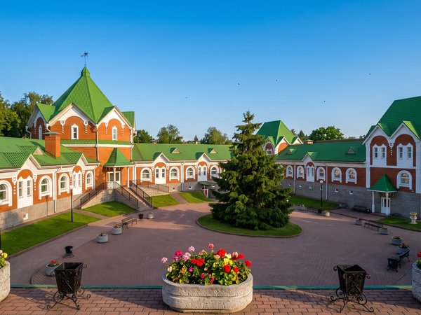 Квест-экскурсия по Клину: столица новогодней игрушки (без гида)