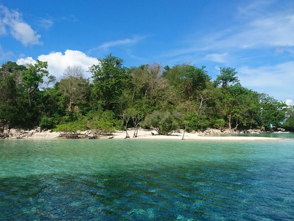 Island Escapade: лучшие острова Корона за один день (пикник включён) - фото 1