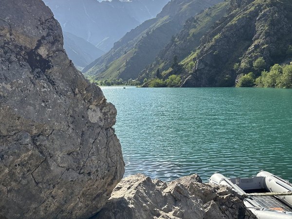 Горный релакс: Фата невесты, Амирсай и озеро Чарвак за день — из Ташкента - фото 3