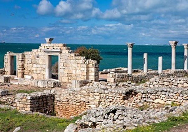  Экскурсия по центру Севастополя и морская прогулка  - фото 3