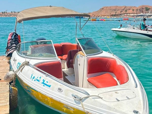 Водная прогулка на остров Тиран — из Шарм-эль-Шейха
