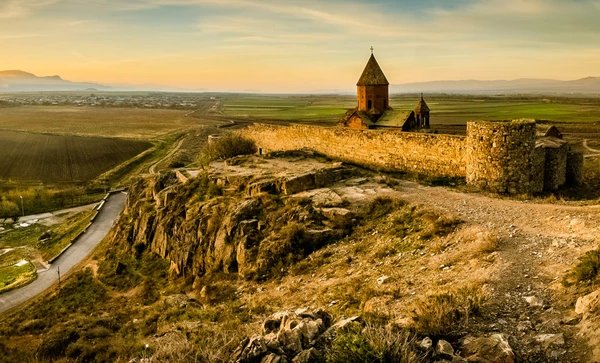От Хор Вирапа к Нораванку: Арарат и красные скалы - фото 3
