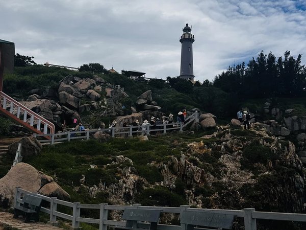 Фуйен из Нячанга: маяк, базальтовые скалы и море - фото 2