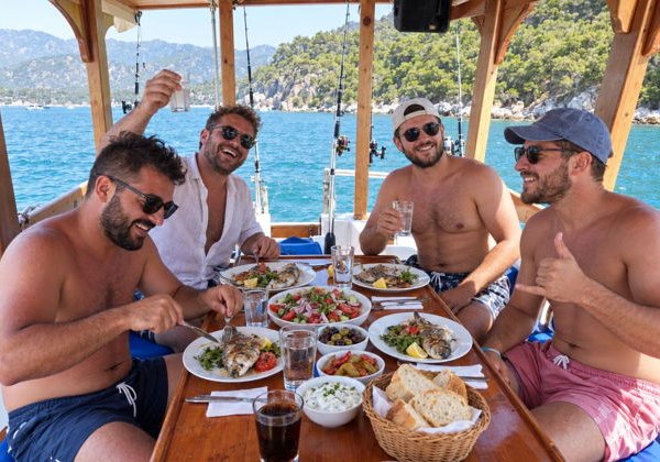 Морская рыбалка в Мармарисе и Ичмелере — 3 часа в открытом море - фото 2