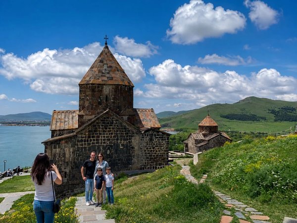 От Севана до Дилижана: монастыри и природные сокровища Армении - фото 3