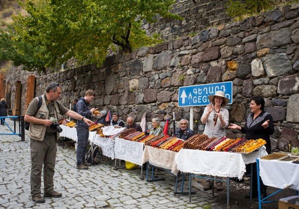 «Собери Армению»: гастроприключение с лавашем, рынками и хоровацем - фото 1