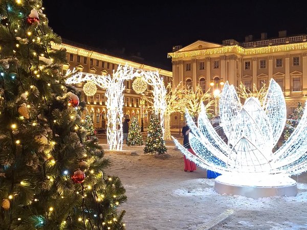 Магия новогодних огней Петербурга - фото 1