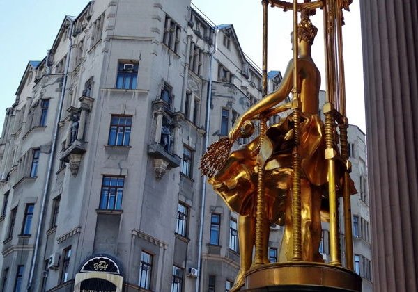 Эксклюзивная экскурсия по Арбату: с посещением «Дома Булата» и чаем - фото 3