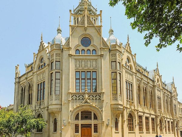 Нефтяной Баку: дворцы миллионеров и промыслы - фото 2