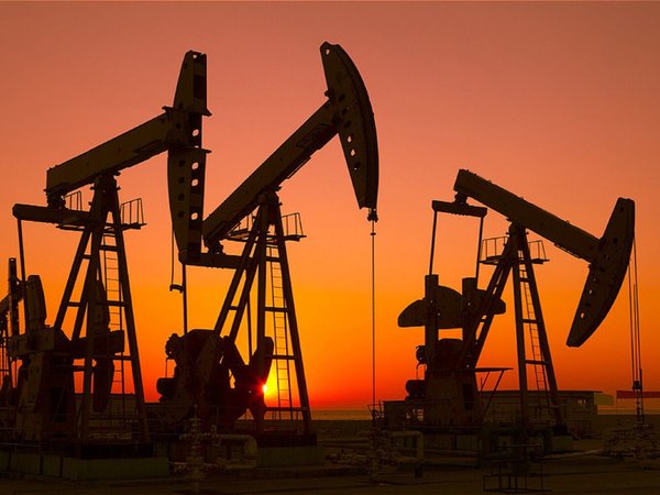 Нефтяной Баку: дворцы миллионеров и промыслы