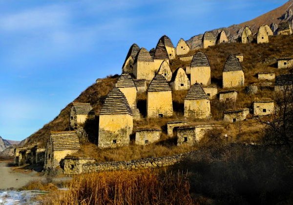 Кармадон, Даргавс, Фиагдон: экскурсия по знаковым местам Северной Осетии - фото 4
