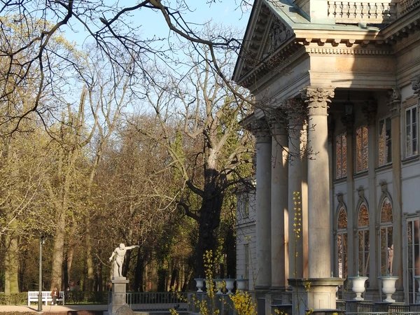 Королевские Лазенки в Варшаве: дворец, театр и сады Станислава Августа