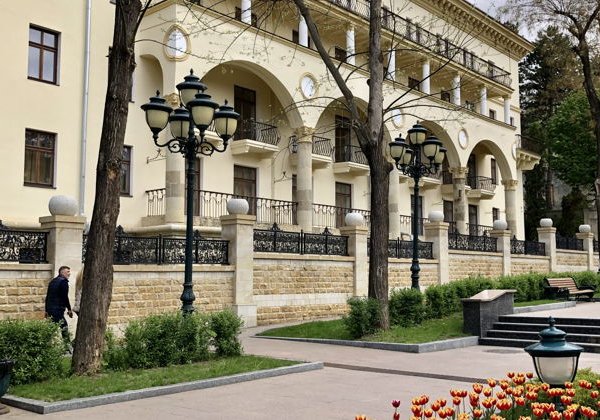 Кисловодск: дыхание гор и аромат нарзана - фото 2