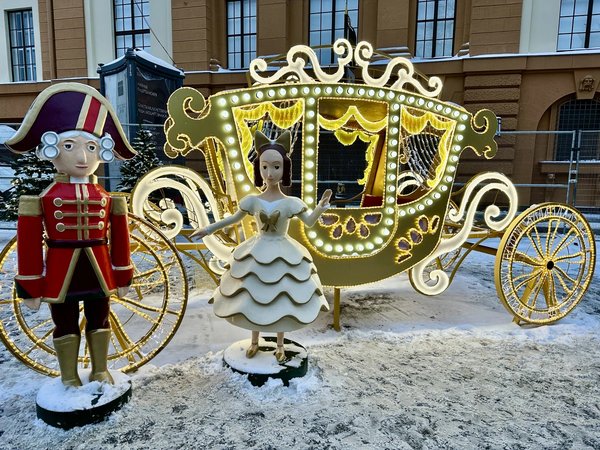 Рождественский Санкт-Петербург. Автобусная экскурсия - фото 3