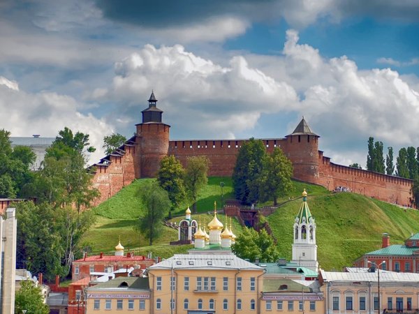 Мистификаторы, подвалы и монархи: прогулка по Нижегородского кремлю - фото 2