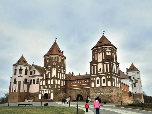 Страна замков: Мир и Несвиж из Гродно - фото 1
