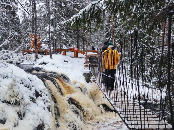 В Карелию — на Новый год с гидом-историком: Дед Мороз, «Рускеала», дегустации и интерактивы - фото 3