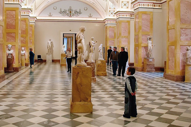 Фото - экскурсия: Интерактивная экскурсия-квест с аудиогидом по Эрмитажу для всей семьи