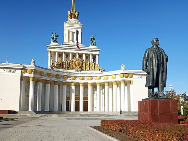 Выставка на ВДНХ «Искусство сцены. Академическая живопись» - фото 2