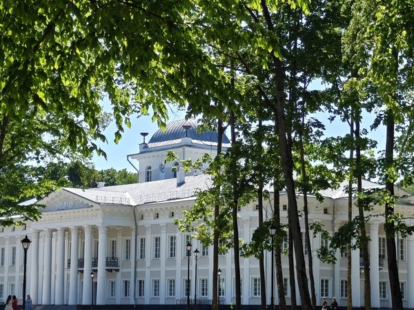 Дворцовое ожерелье Беларуси: усадьбы Жиличей и Красного Берега из Минска - фото 4