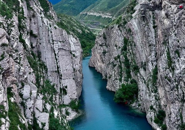 Знакомство с Дагестаном: Сулакский каньон и бархан Сары-кум на машине - фото 1