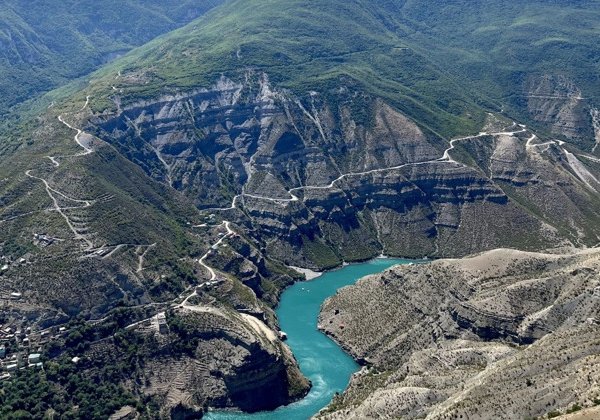Знакомство с Дагестаном: Сулакский каньон и бархан Сары-кум на машине
