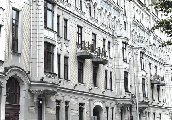 По Гоголевскому бульвару и окрестностям от храма Христа Спасителя - фото 4