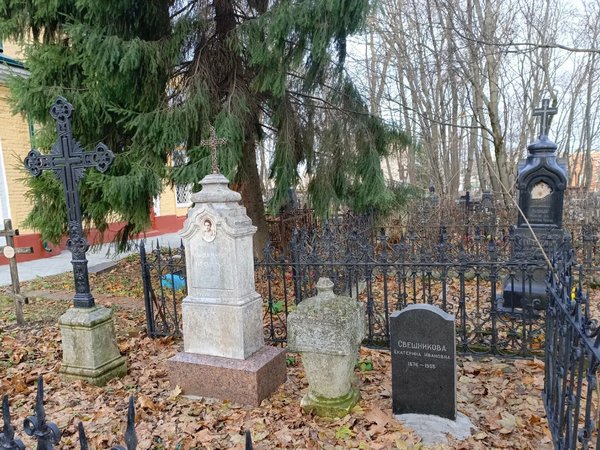 Старое кладбище у Владимирского централа - фото 1