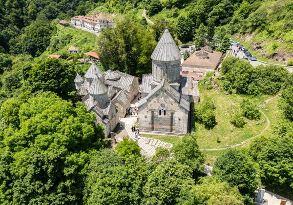 Индивидуальная экскурсия из Еревана: Севан, Дилижан и озеро Парз - фото 4