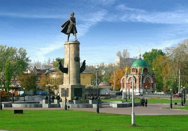 Секреты Липецкой земли: от Петровской руки до высшего пилотажа
