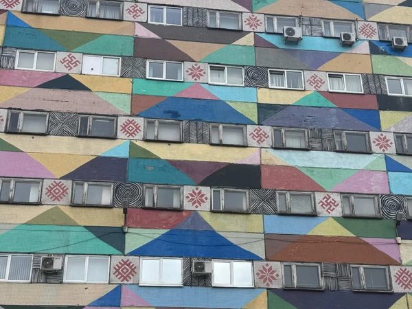 Промышленное прошлое Октябрьской в красках стрит-арта - фото 3