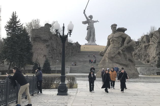 Групповая обзорная экскурсия «Город-герой Волгоград» с посещением Мамаева Кургана на электробусе-4