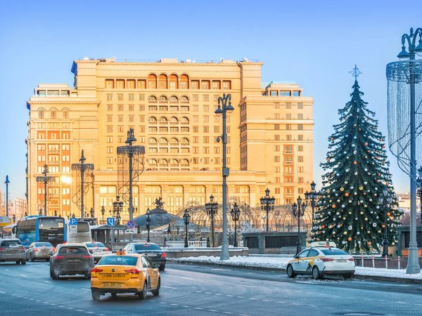 Волшебство новогодней Москвы: групповая автобусная экскурсия - фото 3