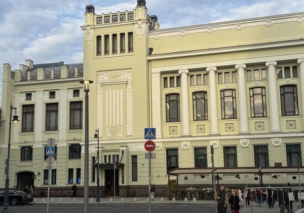 «Мостовая души»: с Маяковским по бульварам и переулкам - фото 4