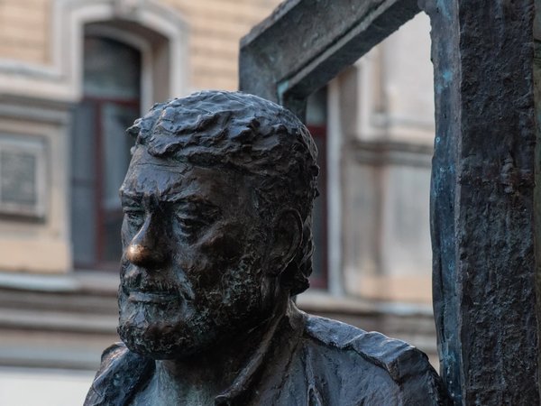 Ленинград Довлатова с посещением коммуналки писателя - фото 1