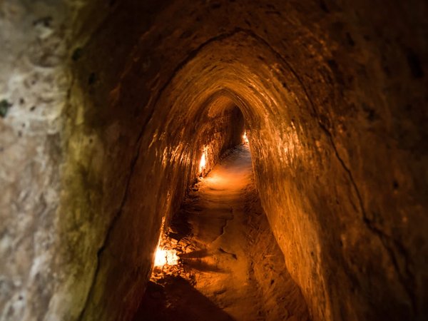 Туннели Кучи: подземная история Вьетнама (на английском языке) - фото 3