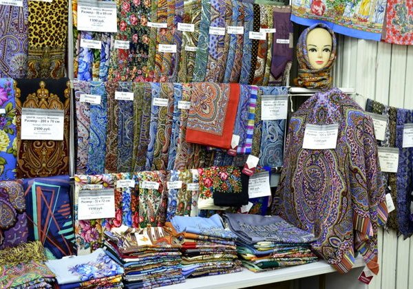 В узорах, инее и блеске: Павловский Посад и Фабрика ёлочных игрушек - фото 1