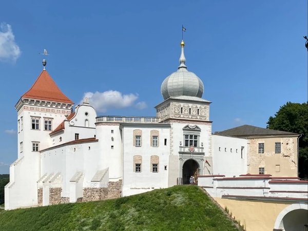 Из Минска — в Лиду и Гродно: трансфер на целый день - фото 3