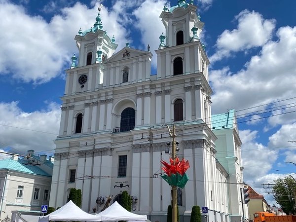 Из Минска — в Лиду и Гродно: трансфер на целый день - фото 1