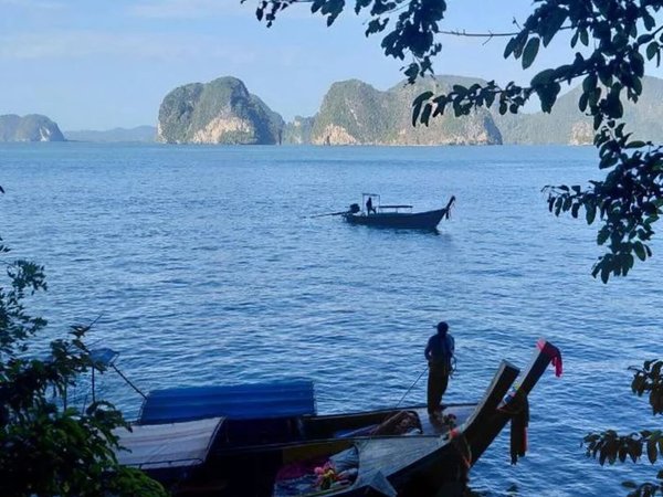 Рассвет на Самет-Нангше, прогулка на длиннохвостой лодке, пляж с самолётами и пруд с кувшинками - фото 2