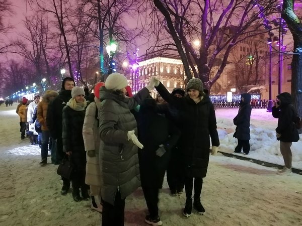 С поющим Дедом Морозом — на автобусе по новогодней Москве! - фото 4